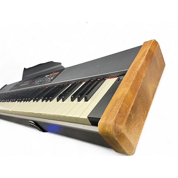 Used Roland RD-150 Keyboard Workstation