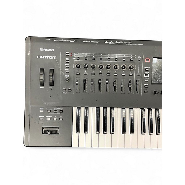 Used Roland Fantom 6 Keyboard Workstation