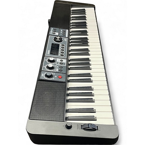 Used Casio CTS500 Portable Keyboard