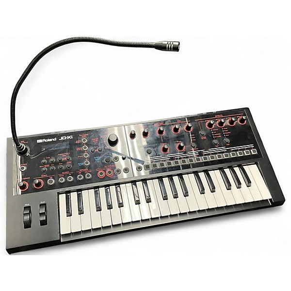 Used Roland JDXI Synthesizer