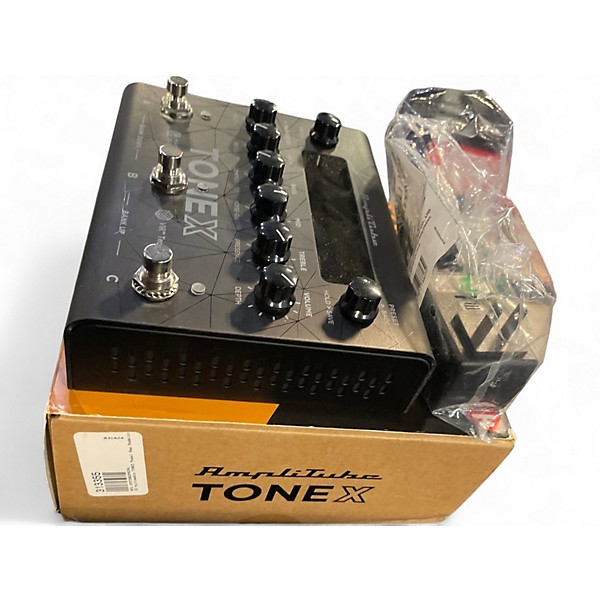Used Amplitube Tonex Effect Processor