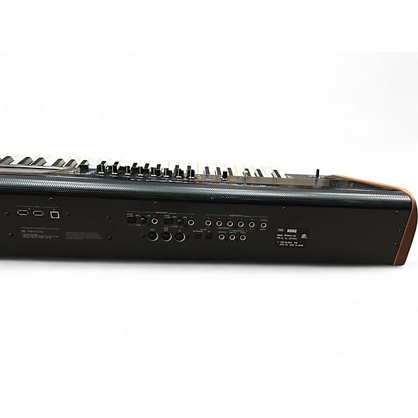 Used KORG Kronos 2 88 KEY Keyboard Workstation