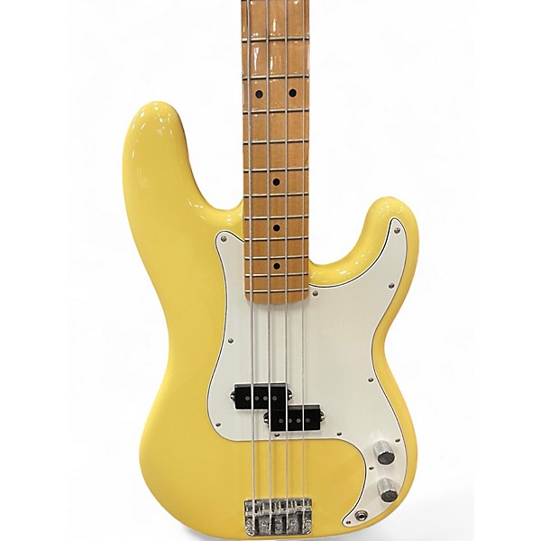 Used Fender PLAYER P BASS Buttercream Electric Bass Guitar