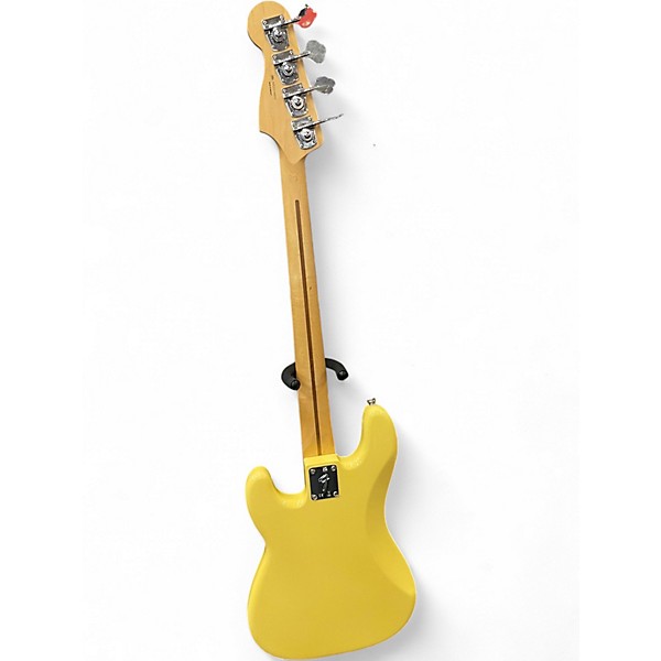 Used Fender PLAYER P BASS Buttercream Electric Bass Guitar