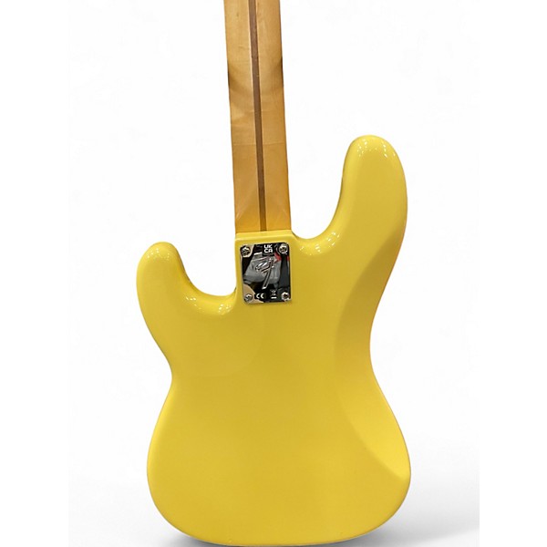 Used Fender PLAYER P BASS Buttercream Electric Bass Guitar