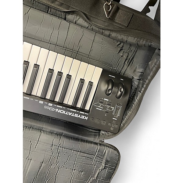 Used M-Audio 49 es KEYSTATION Keyboard Workstation