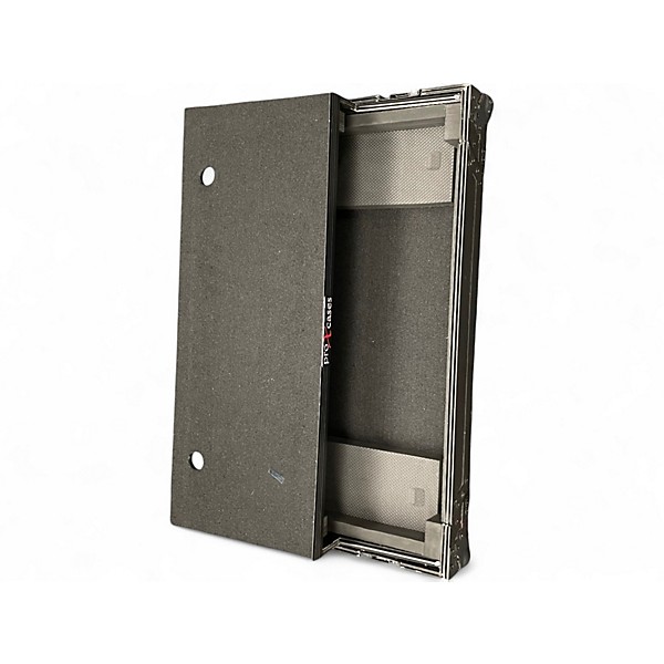 Used ProX FLIGHT CASE WITH WHEELS Mixer Case