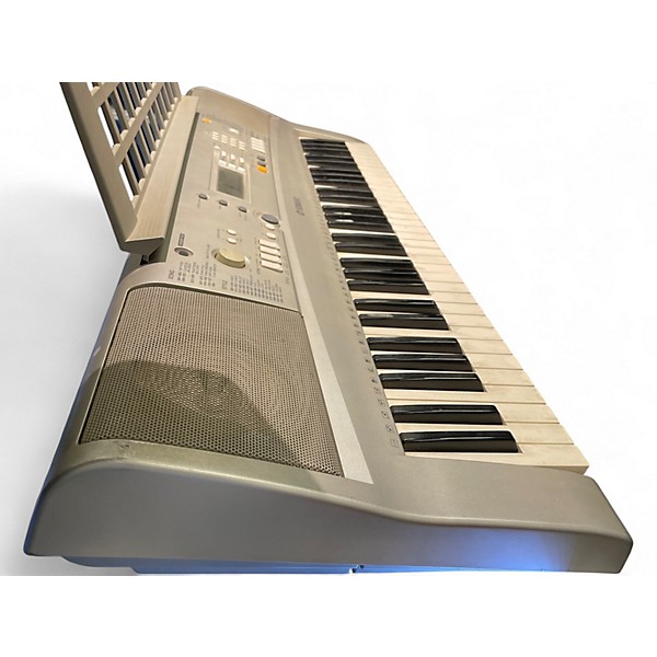 Used Yamaha PSRE303