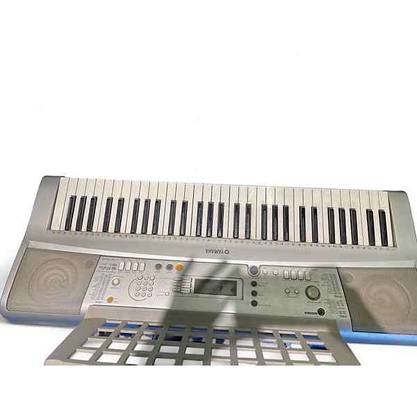 Used Yamaha PSRE303