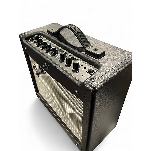 Used Fender Mustang I V2 20W 1X8 Guitar Combo Amp