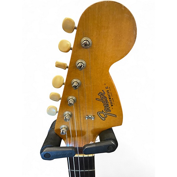 Vintage 1967 Fender FENDER MUSICMASTER ii WHITE Solid Body Electric Guitar