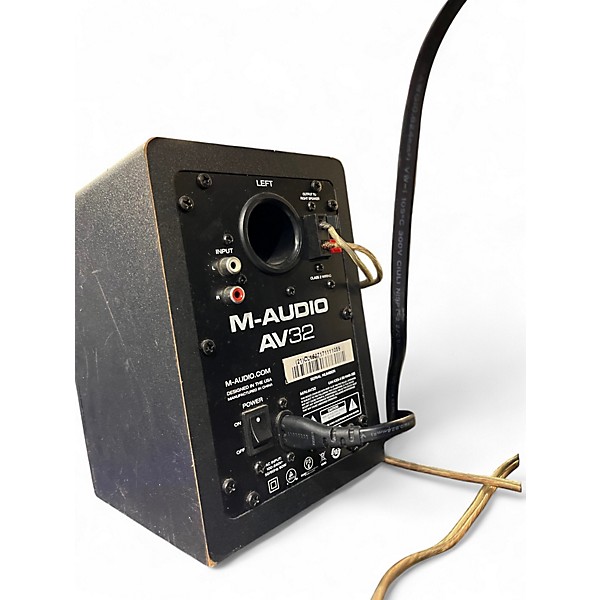 Used M-Audio AV 32 Powered Monitor