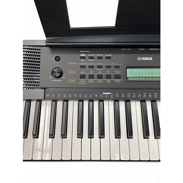 Used Yamaha psr273
