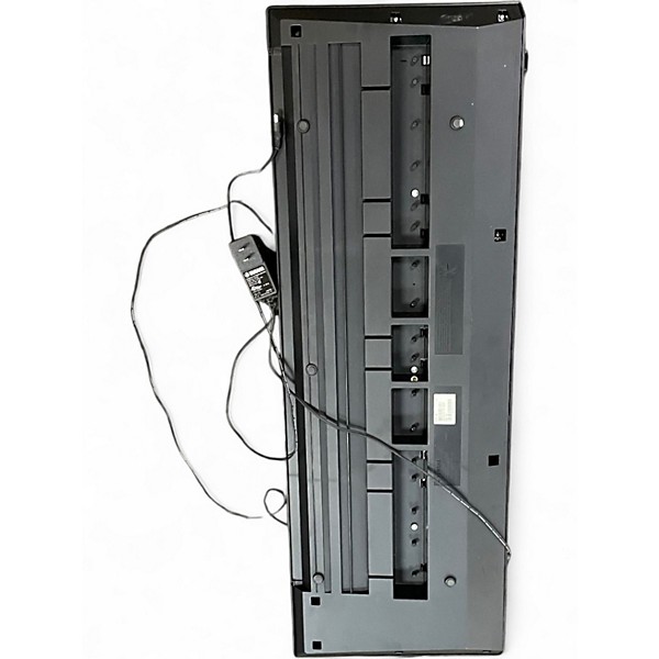 Used Yamaha MX49 49 Key Keyboard Workstation