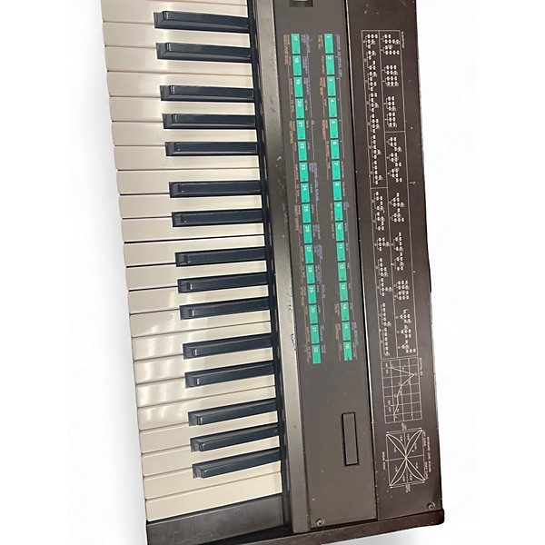 Vintage 1980s Yamaha DX7 Synthesizer