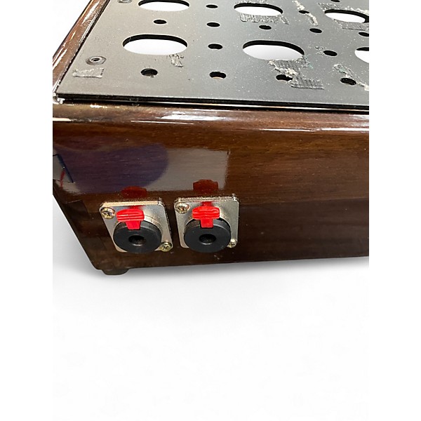 Used Hands Custom 16X32 PEDALBOARD Pedal Board