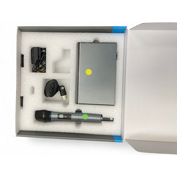 Used Sennheiser xsw 1-825 Handheld Wireless System