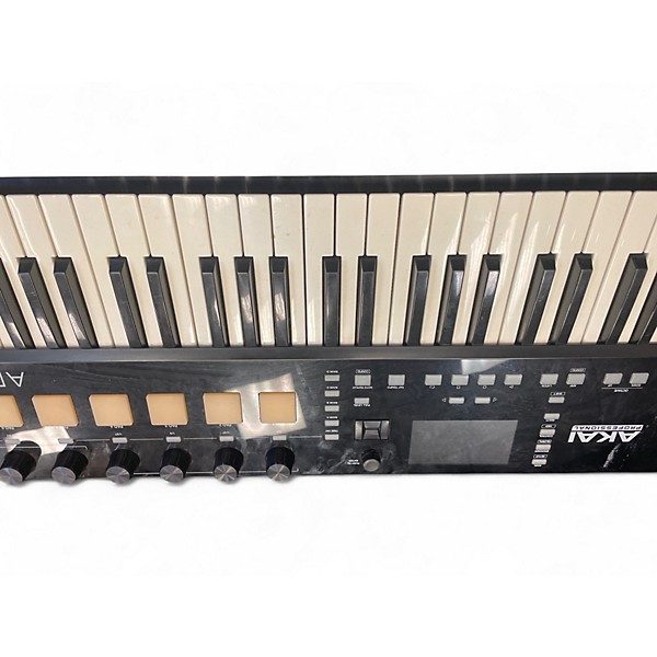 Used Akai Professional Advance 61 MIDI Controller