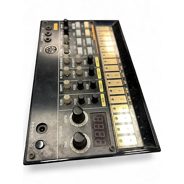 Used KORG VOLCA BEATS Synthesizer