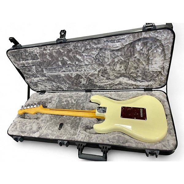 Used Fender American Professional II Stratocaster Olympic White Solid Body Electric Guitar