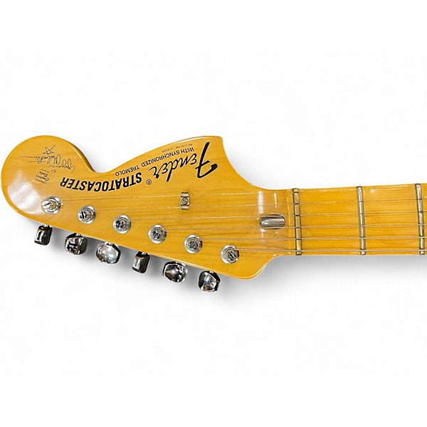 Used 2014 Fender Artist Series Yngwie Malmsteen Stratocaster Vintage White Solid Body Electric Guitar