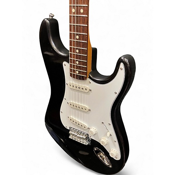 Used Fender 1995 Fender Standard Stratocaster Black Solid Body Electric Guitar