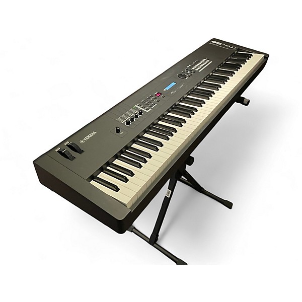Used Yamaha mx88 Keyboard Workstation
