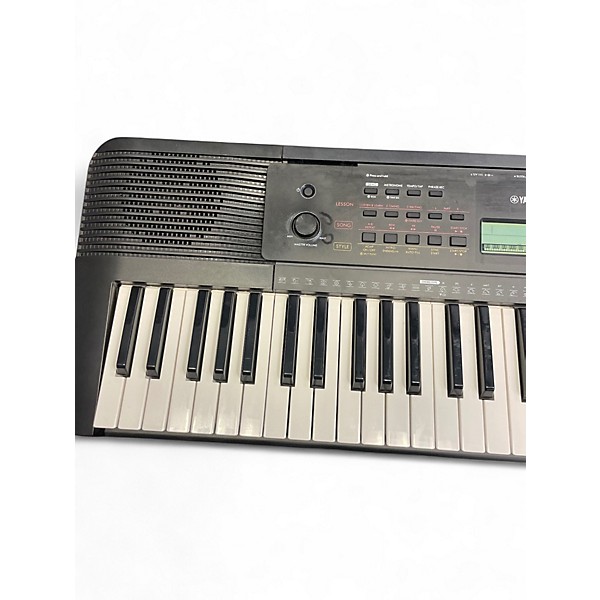 Used Yamaha PSRE273 Portable Keyboard