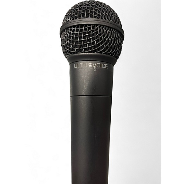 Used Behringer XM8500 Dynamic Microphone