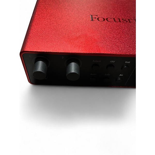 Used Focusrite Scarlett 2i2 Gen 4 Audio Interface