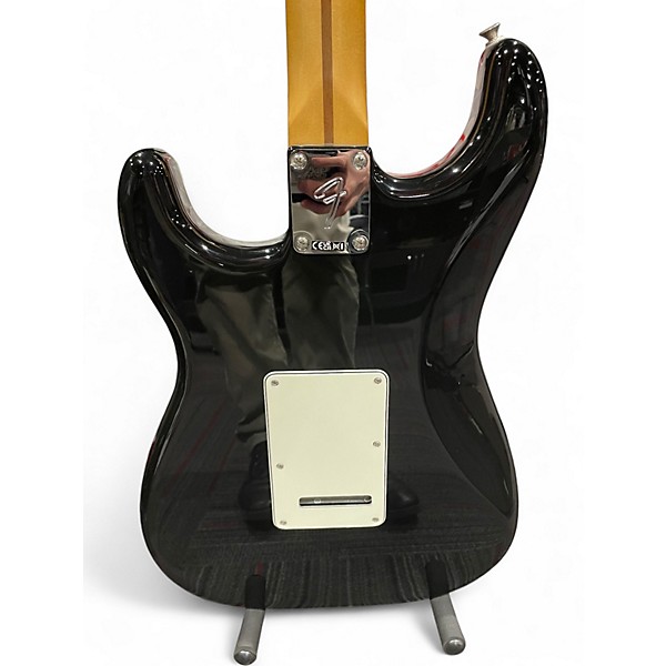 Used 2025 Fender Player II Stratocaster Black Solid Body Electric Guitar