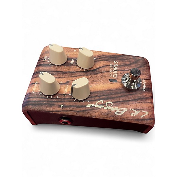 Used LR Baggs ALIGN SERIES CHORUS Effect Pedal