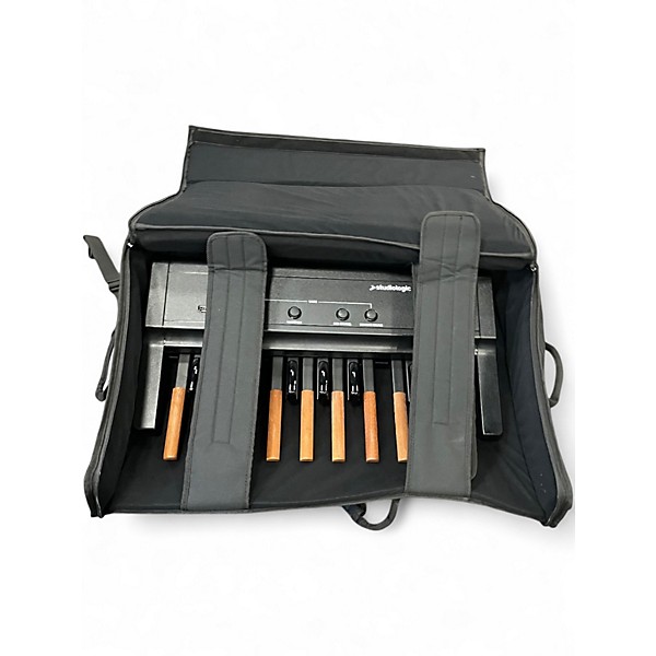 Used Studiologic mp117 MIDI Controller