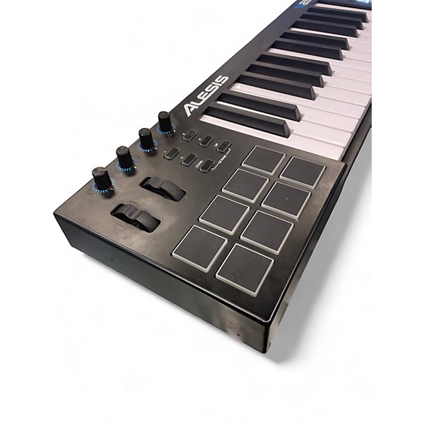 Used Alesis V25 25 Key MIDI Controller