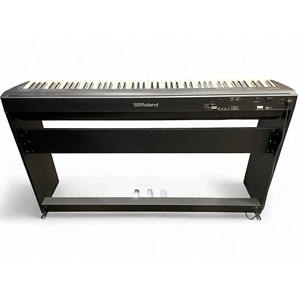 Used Roland FP30 Digital Piano