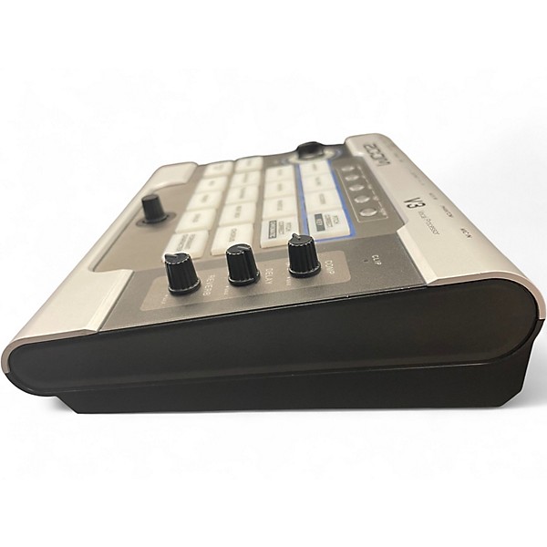 Used Zoom V3 Vocal Processor
