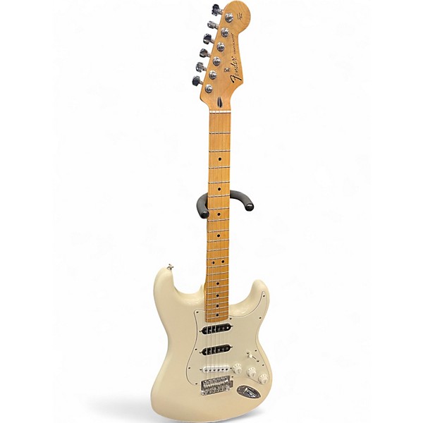 Used Fender Stratocaster MIM White Solid Body Electric Guitar