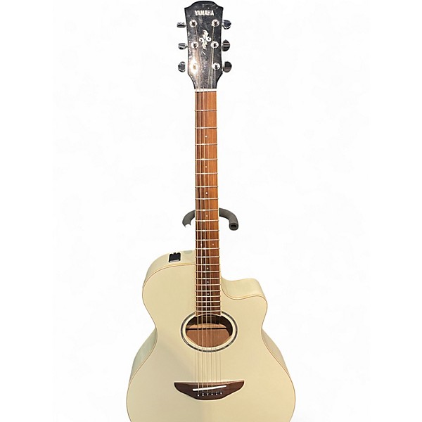 Used Yamaha APX 600 WHITE Acoustic Guitar