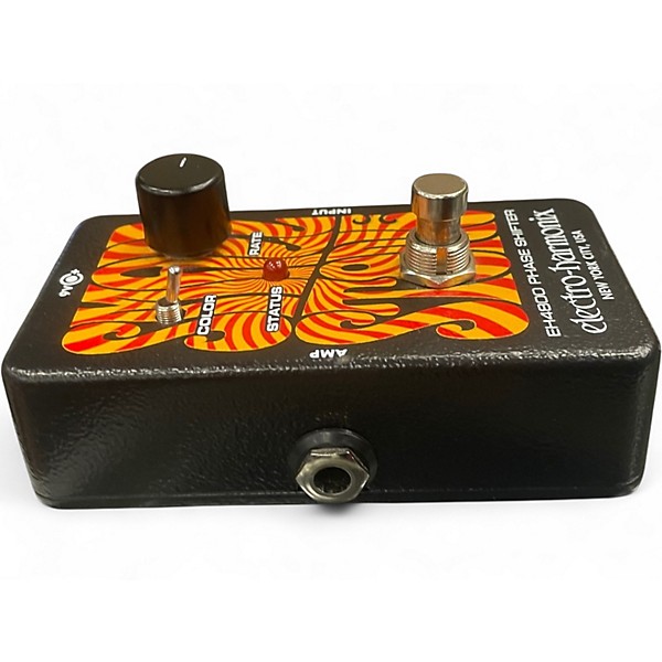 Used Harbinger VARI V2115 Powered Speaker