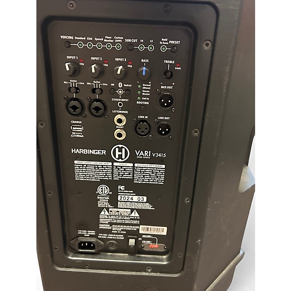 Used Harbinger vari v3415 Powered Speaker