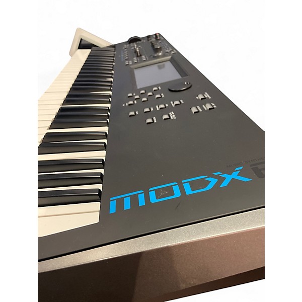 Used Yamaha MODX6 Synthesizer