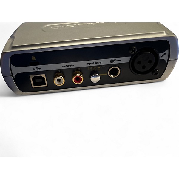 Used M-Audio FAST TRACK