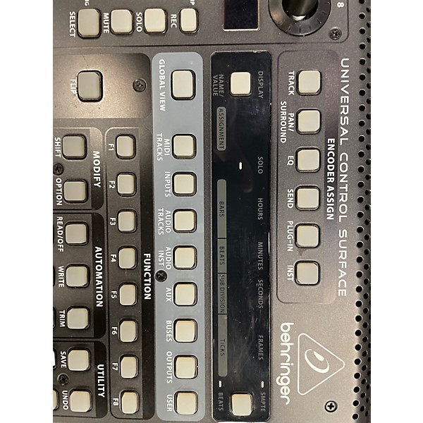 Used Behringer UNIVERSAL COMMAND SURFACE
