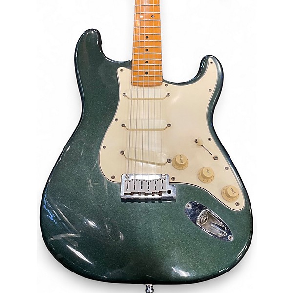 Vintage 1989 Fender Stratocaster Plus Metallic Emerald  Solid Body Electric Guitar