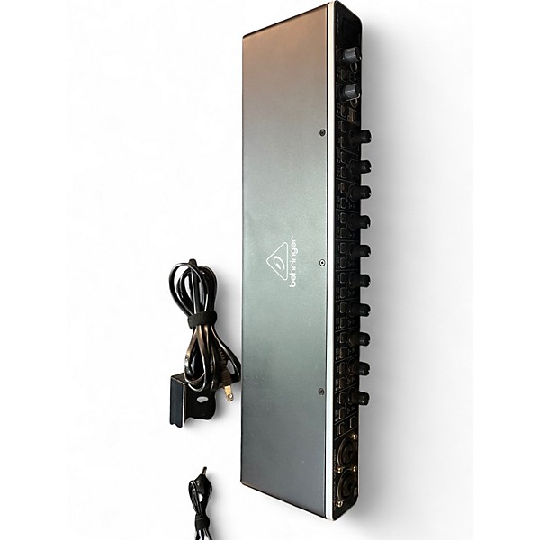 Used Behringer U-PHORIA UMC1820 Audio Interface