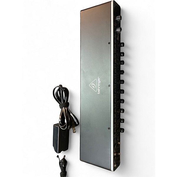 Used Behringer U-PHORIA UMC1820 Audio Interface