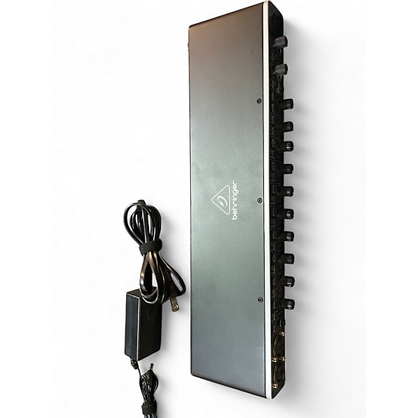 Used Behringer U-PHORIA UMC1820 Audio Interface