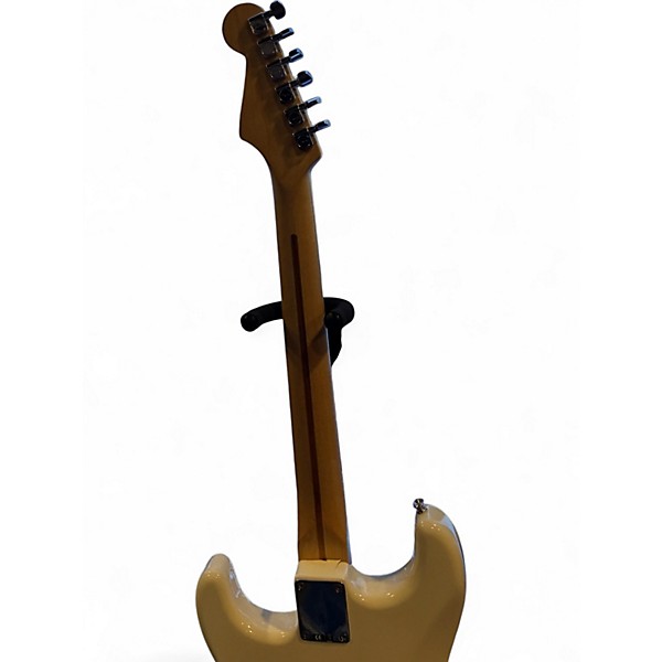 Used 2008 Fender Standard Stratocaster Olympic White Solid Body Electric Guitar