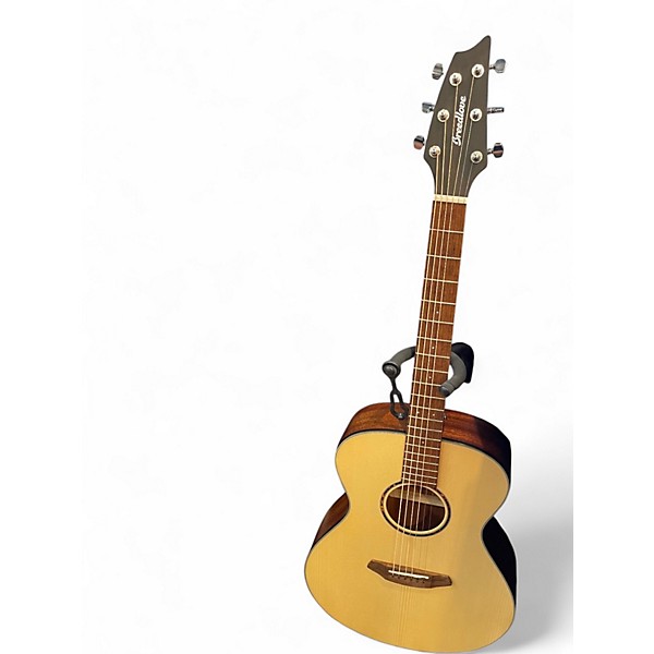 Used Breedlove Discovery Concert Natural Acoustic Guitar