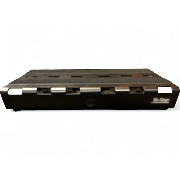 Used On-Stage GBP3000 Pedal Board